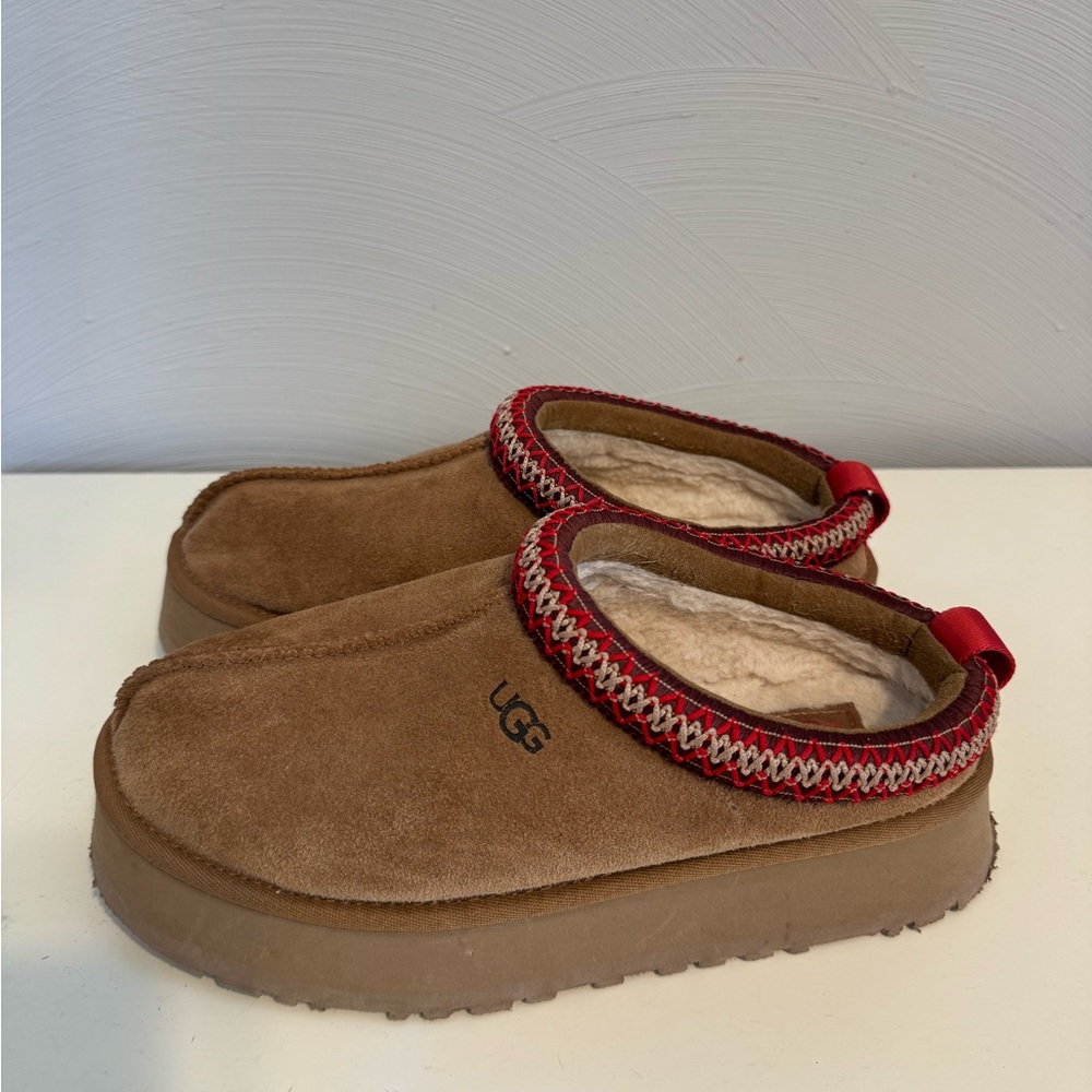 Ugg tazz platform slippers